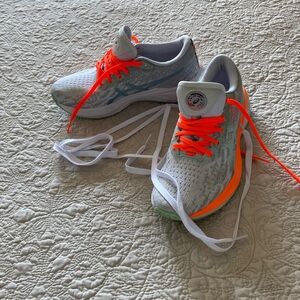 Women’s Aasics runner